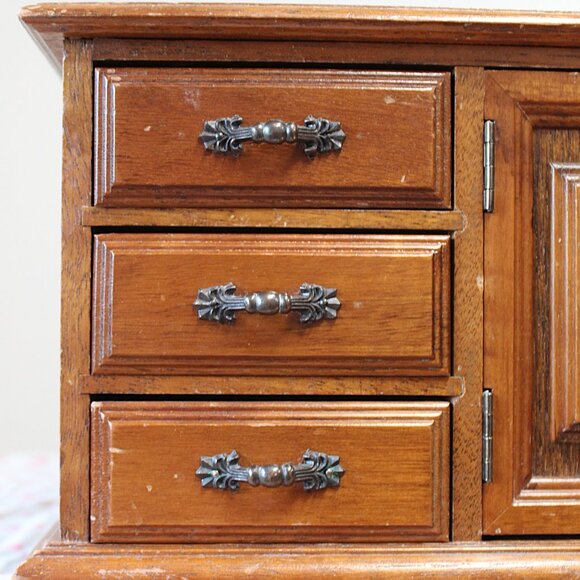 Vintage Wood Jewelry Box: 1970s Vanity Storage with Drawers - Picture 4 of 16